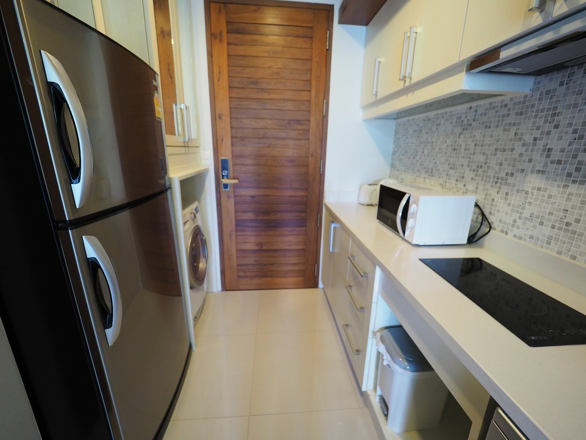 Q Conzept Condominium Karon Kültér fotó